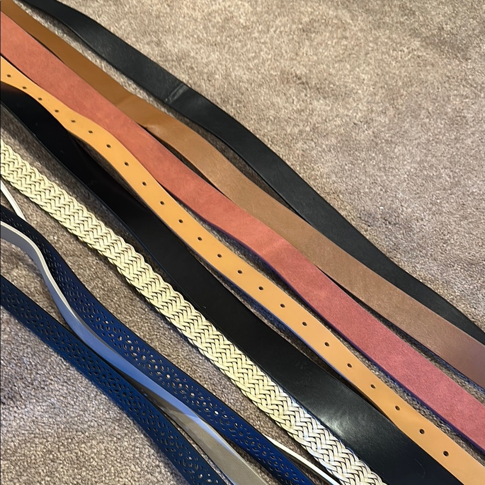 Assorted size large Belts Collection - Picture 3 of 9